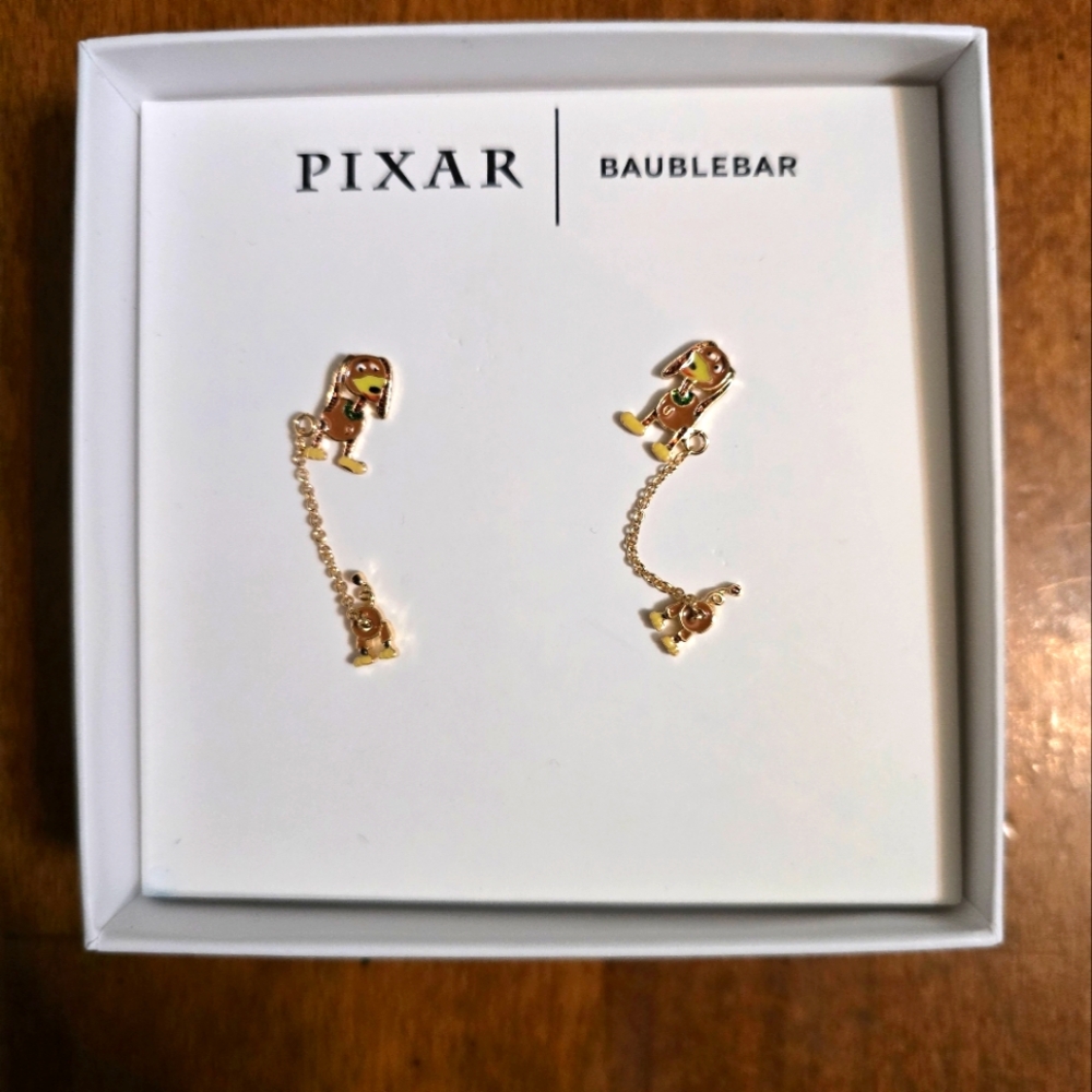 Toy Storys "Slink" Earrings